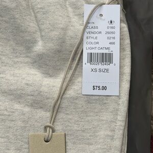 Light Oatmeal shirt -short